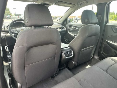 Used 2023 Chevrolet Malibu LT FWD image 19