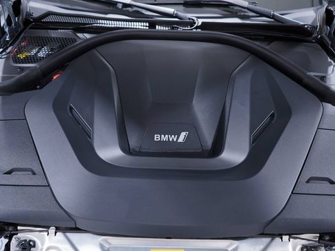 Used 2023 BMW i4 eDrive40 w/ M Sport Package RWD image 21
