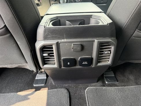 Used 2018 Ford F150 XLT w/ Equipment Group 302A Luxury AWD/4WD image 27