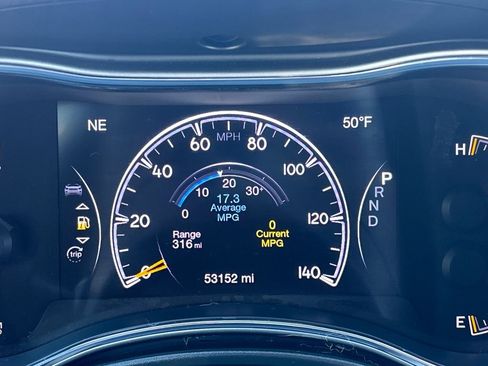 Used 2021 Jeep Grand Cherokee Laredo X image 16