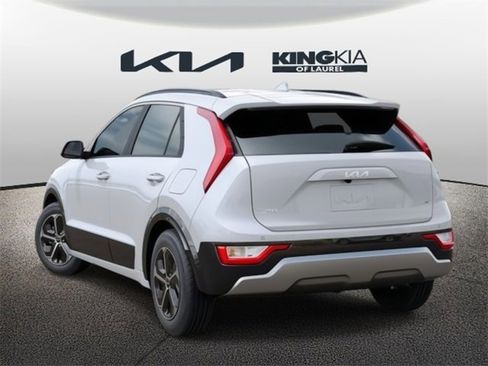New 2025 Kia Niro SX image 4