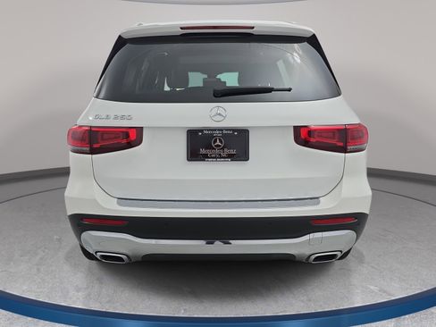 Used 2020 Mercedes-Benz GLB 250 image 6