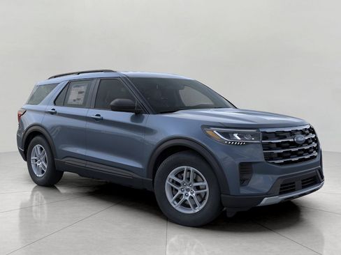 New 2026 Ford Explorer Active image 7