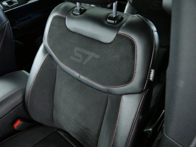 Certified 2025 Ford Explorer ST AWD/4WD image 19