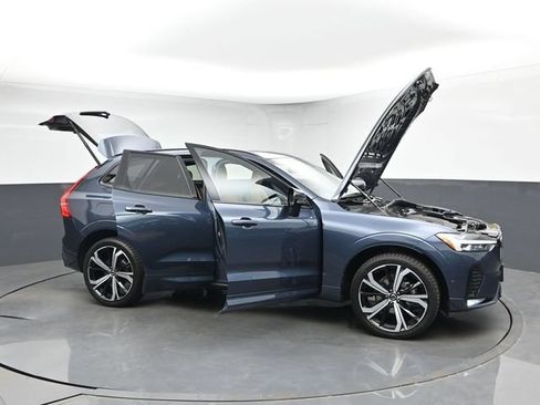 Used 2023 Volvo XC60 B5 Ultimate w/ Climate Package AWD/4WD image 45