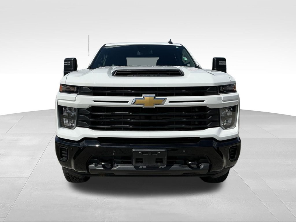 Used 2025 Chevrolet Silverado 2500 Custom w/ Custom Value Package AWD/4WD image 15