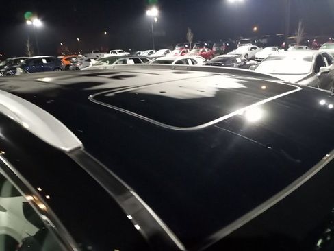 Used 2022 Honda Pilot Touring image 10