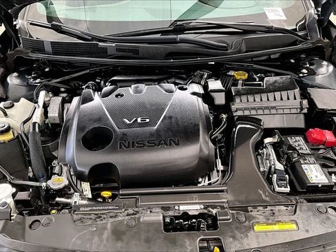 Used 2023 Nissan Maxima SR w/ Sport Mat Group FWD image 32