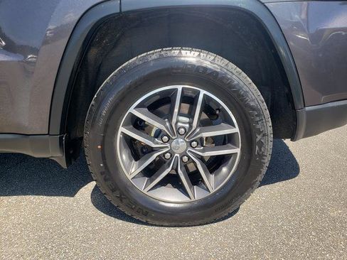 Used 2018 Jeep Grand Cherokee Limited w/ Trailer Tow Group IV AWD/4WD image 33