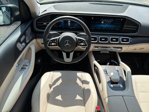 Used 2020 Mercedes-Benz GLS 450 4MATIC image 23