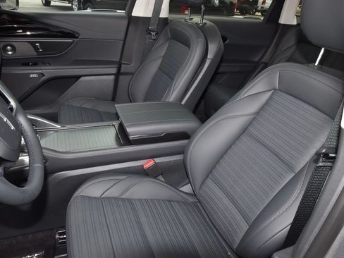 New 2026 Lincoln Nautilus Reserve AWD/4WD image 41