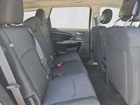 Used 2020 Dodge Journey SE FWD image 26