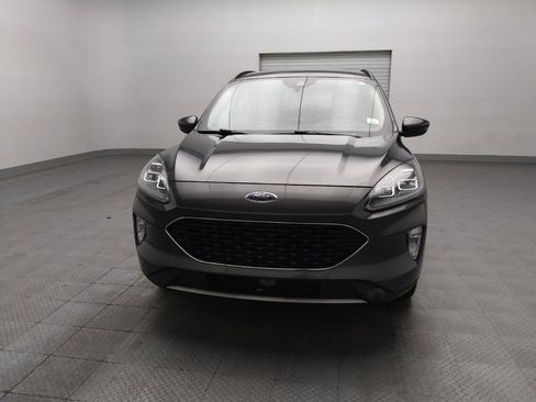 Used 2020 Ford Escape Titanium AWD/4WD image 15