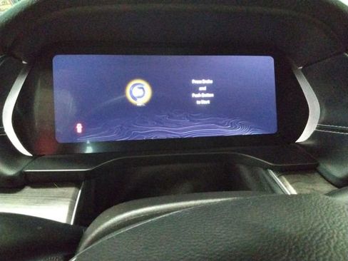 Used 2023 Jeep Grand Cherokee Limited w/ Luxury Tech Group II image 25