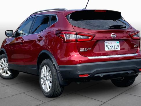Used 2022 Nissan Rogue Sport SV FWD image 11