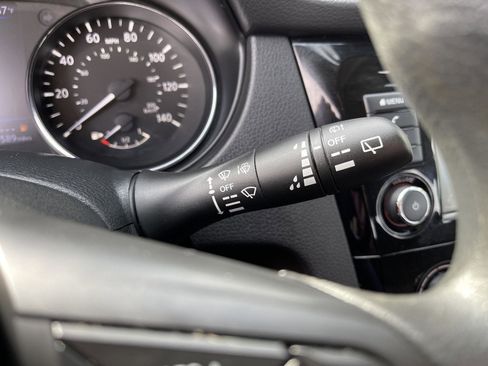 Used 2020 Nissan Rogue Sport S FWD image 15