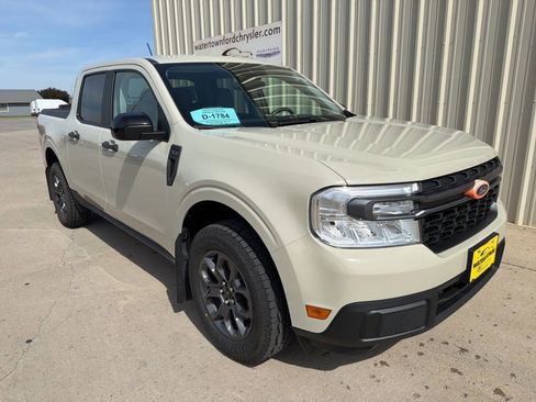 Used 2024 Ford Maverick XLT w/ XLT Luxury Package FWD image 2