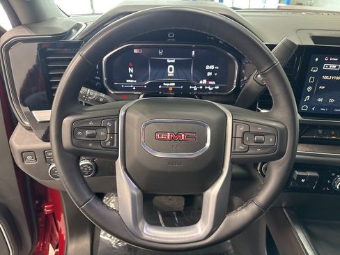 Used 2025 GMC Sierra 2500 SLT w/ SLT Premium Package image 16