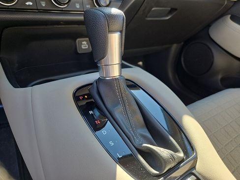 Used 2024 Honda HR-V LX image 14