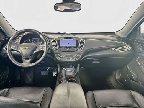 Used 2017 Chevrolet Malibu Premier w/ Premier Sun and Wheel Package FWD image 24
