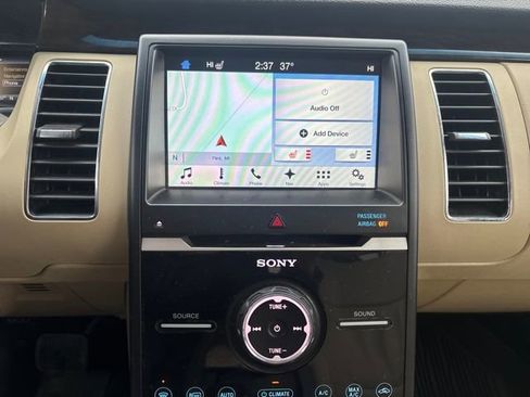 Used 2017 Ford Flex Limited image 19