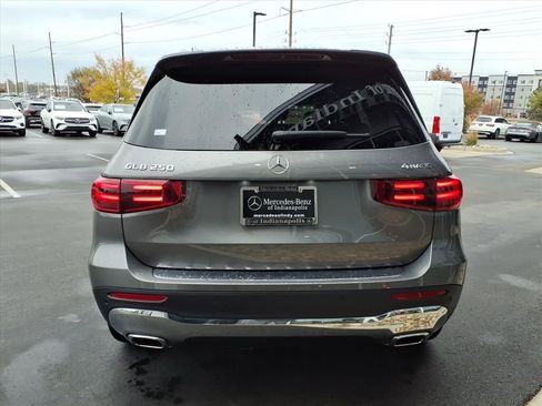 New 2026 Mercedes-Benz GLB 250 4MATIC image 5