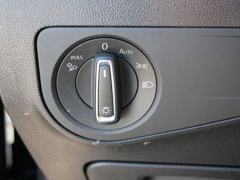 Certified 2023 Volkswagen Tiguan SEL R-Line image 24