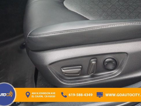 Used 2022 Toyota Camry XSE image 22