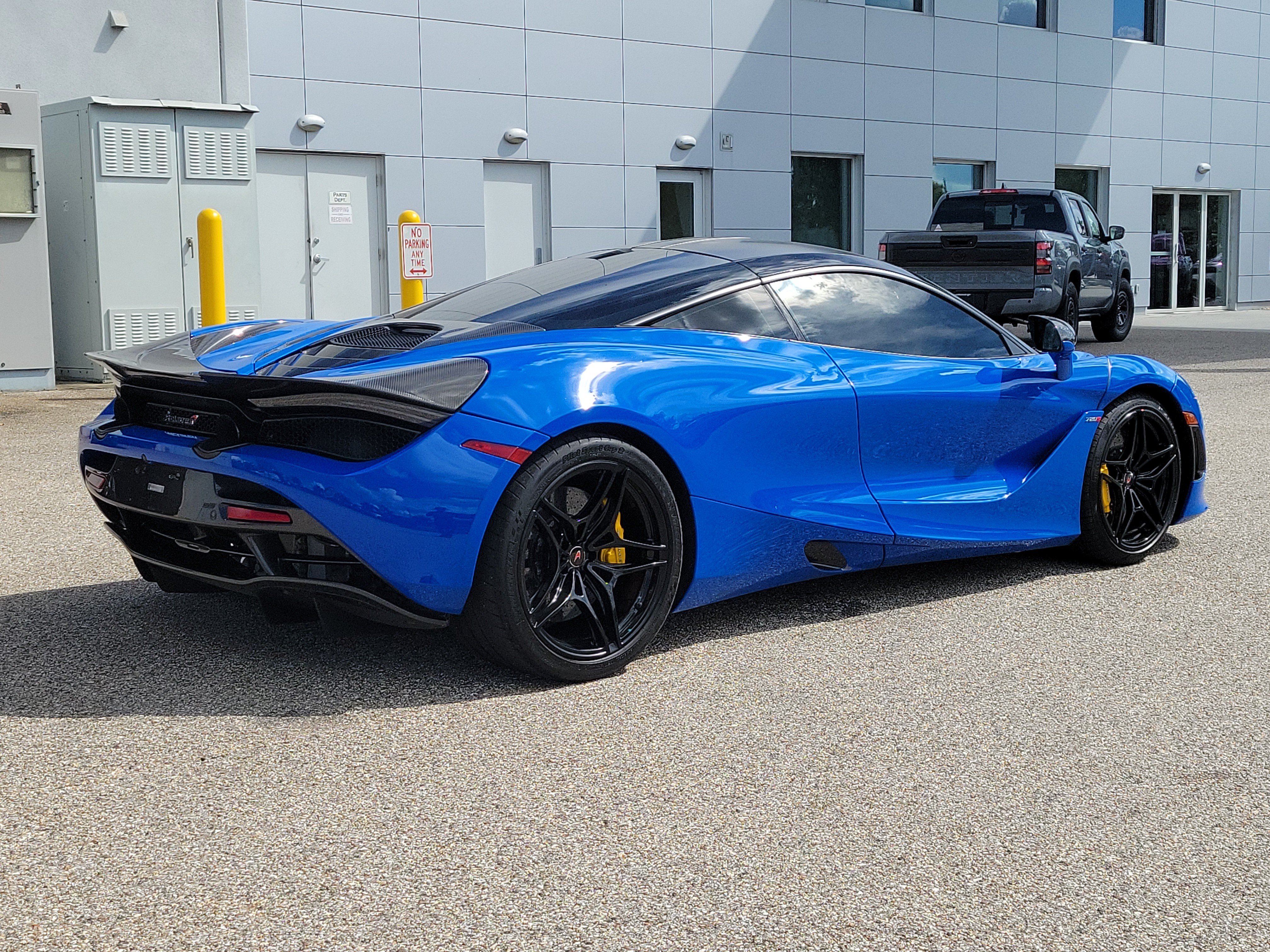 Used 2018 McLaren 720S Luxury RWD image 7