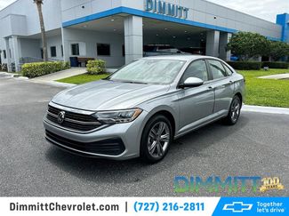 Used 2024 Volkswagen Jetta SE FWD video 1