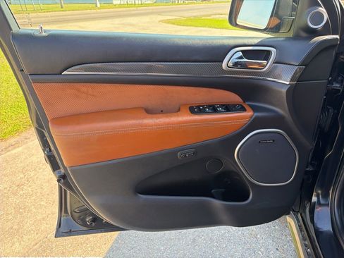 Used 2017 Jeep Grand Cherokee SRT w/ Trailer Tow Group IV image 11