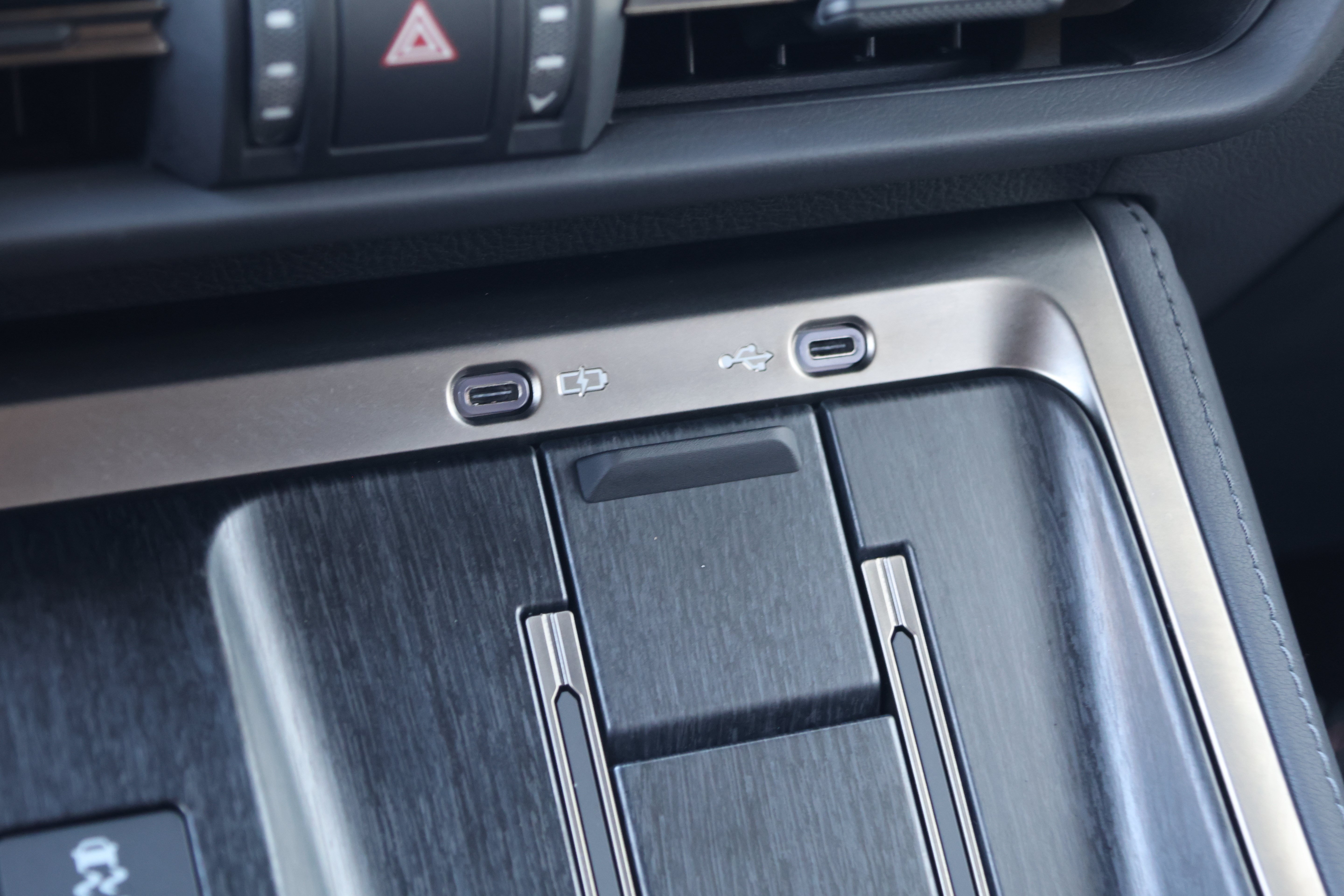 Certified 2024 Lexus GX 550 w/ Cold Area Package AWD/4WD image 25