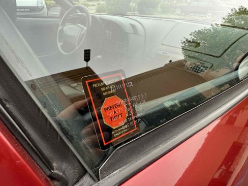 Used 1990 Chevrolet Corvette Coupe image 32