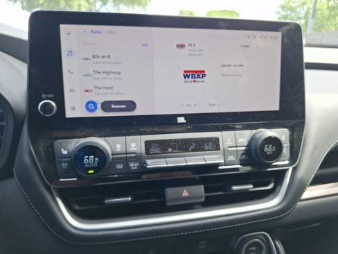 Used 2024 Toyota Grand Highlander Limited image 27