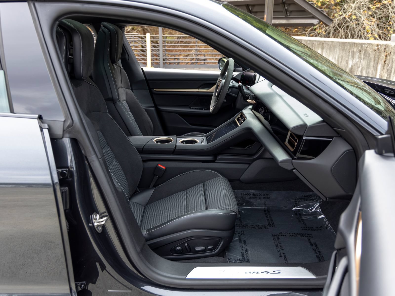 Certified 2025 Porsche Taycan 4S AWD/4WD image 55