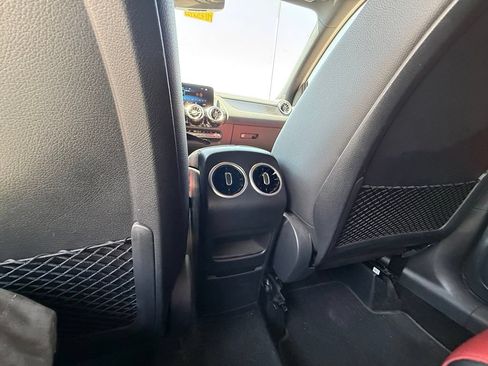 Used 2023 Mercedes-Benz GLA 250 image 19
