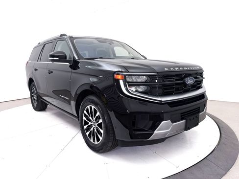 Used 2025 Ford Expedition Platinum AWD/4WD image 15