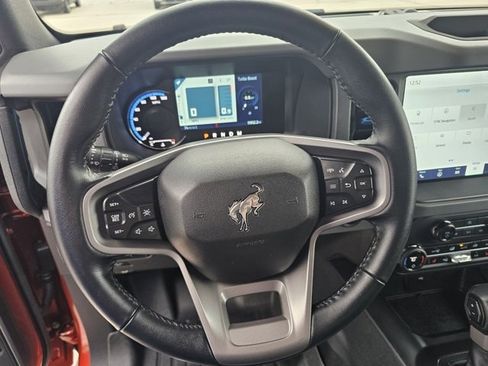 Used 2024 Ford Bronco Black Diamond image 18