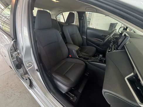 Used 2023 Toyota Corolla LE image 35