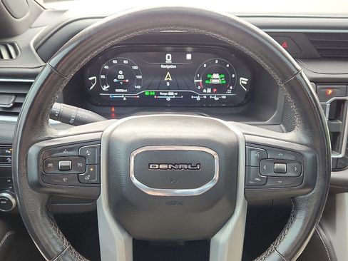 Certified 2022 GMC Yukon XL Denali image 16