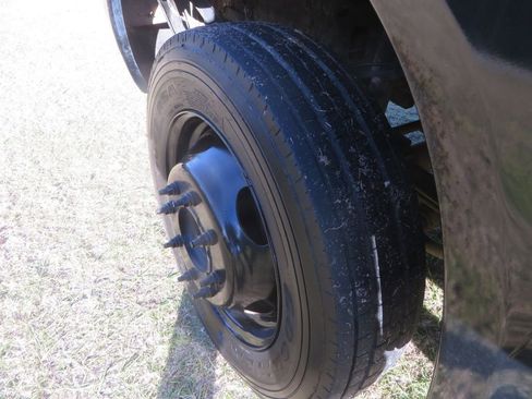 Used 2001 Ford F450 2WD Crew Cab Super Duty image 26