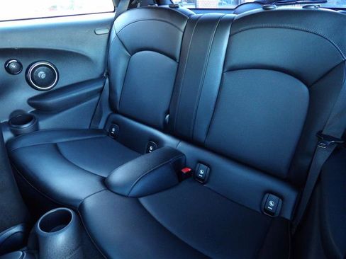 Used 2015 MINI Cooper S image 12