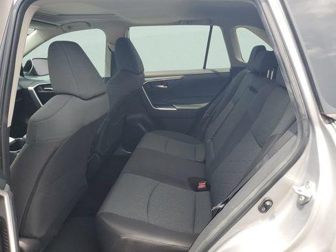 Used 2023 Toyota RAV4 XLE w/ Convenience Package FWD image 10