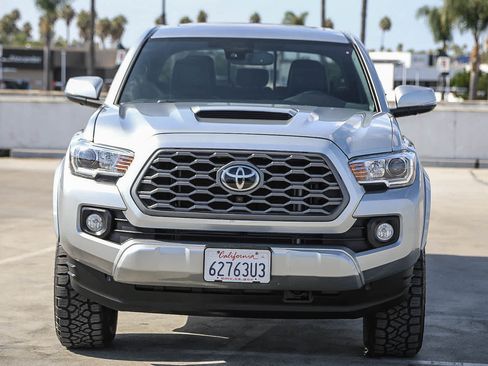 Certified 2023 Toyota Tacoma TRD Sport w/ TRD Premium Sport Package AWD/4WD image 4