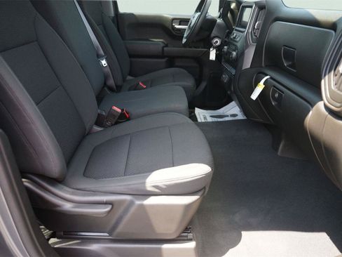 Used 2021 Chevrolet Silverado 1500 Custom Trail Boss w/ LPO, Dark Essentials Package AWD/4WD image 18