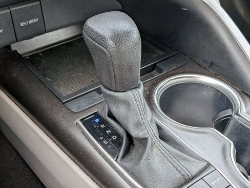 Used 2024 Toyota Camry LE image 11