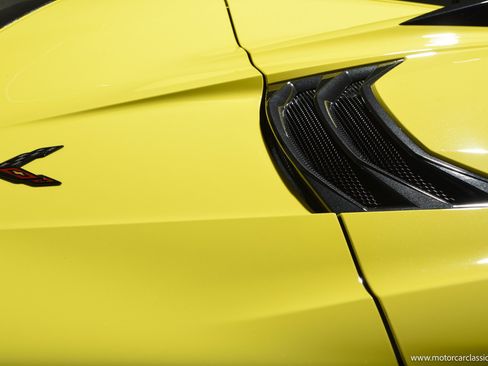 Used 2024 Chevrolet Corvette Z06 RWD image 28