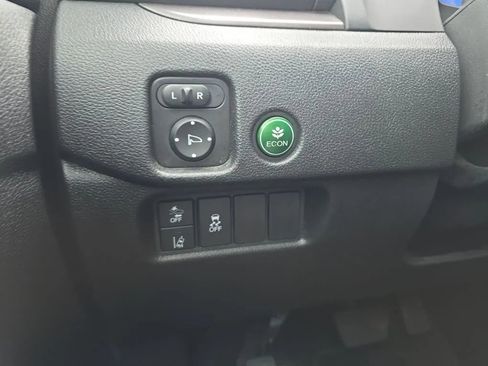 Used 2022 Honda Pilot Sport image 22