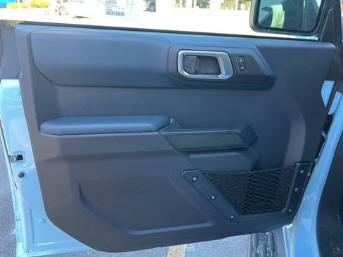 New 2025 Ford Bronco Heritage Edition image 15