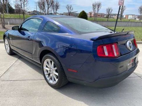 Used 2010 Ford Mustang V6 image 5